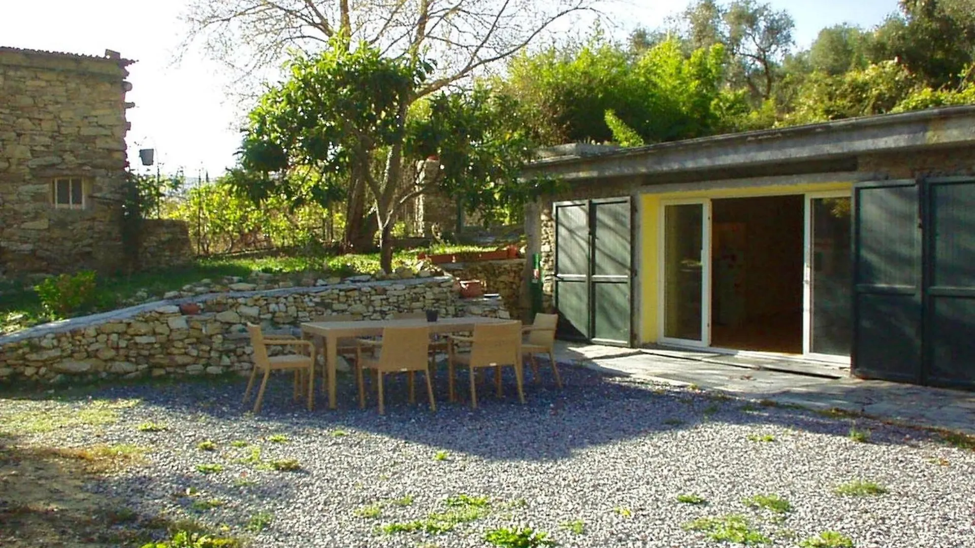 Country House With Big Garden Gazzelli Italy