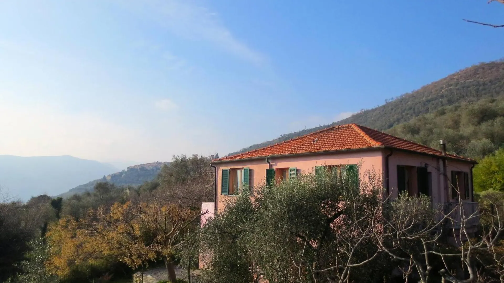 Country House With Big Garden Gazzelli Italy